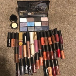 MAKEUP BUNDLE